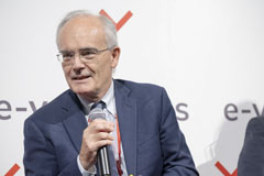 Valutazioni Immobiliari CULTURA & MERCATO DEL REAL ESTATE